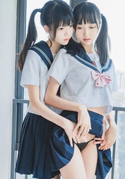 女生脱了衣服给男生摸-高清电影全集免费观看